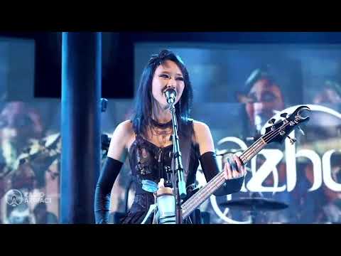 Kazha - Break Into Pieces (Live at Radio Artifact)