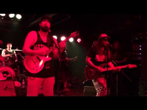 Katchafire- Collie Herb Man live @Strummers Fresno,Ca 2015