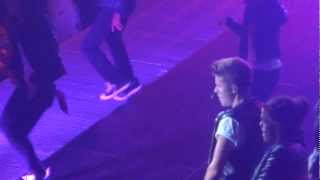 out of town girl - justin bieber believe tour 2012