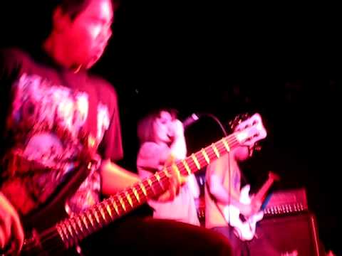 ORAKAI LIVE @ UNDERWORLD - GLAMOUR OF THE KILL TOUR 12/3/2010