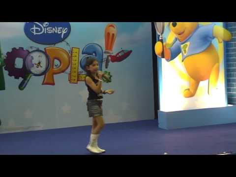 8 year old Janelle Arnelia sings 'Gemilang' by Malaysian Idol Jaclyn Victor