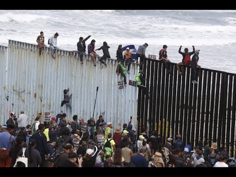 BREAKING TRUMP Twitter Warning to CLOSE USA MEXICO border gets Mexico to take Action October 18 2018 Video