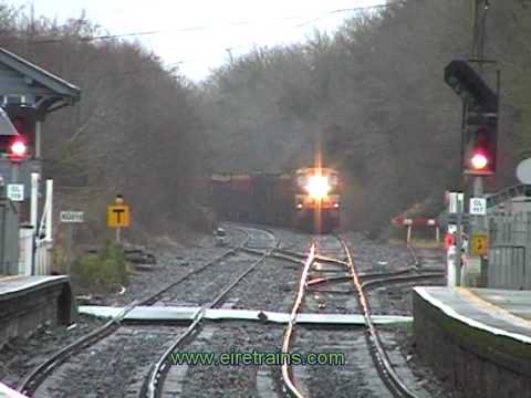 Irish Rail 071 Class 072 -  Empty Timber at Clonsilla