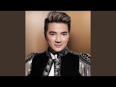 Thể hiện bởi Đàm Vĩnh Hưng