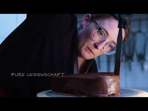 TraumTorten.de -  So backen und dekorieren wir eine Schokoladen Sachertorte in Herzform