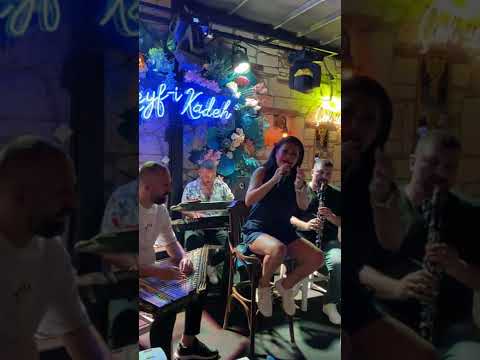 Funda Biran - Bilir O Beni Arabesk Cover Devamı Gelsin Mi ? :)