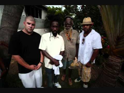 Peter Jackson ft Sizzla Kalonji Miss Right Octo 2010 Don Uptown .wmv