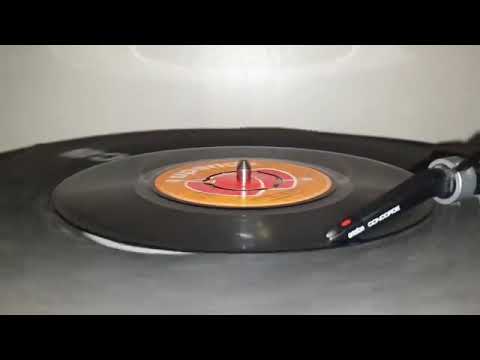 Joyce Moraa by Nyamwari band