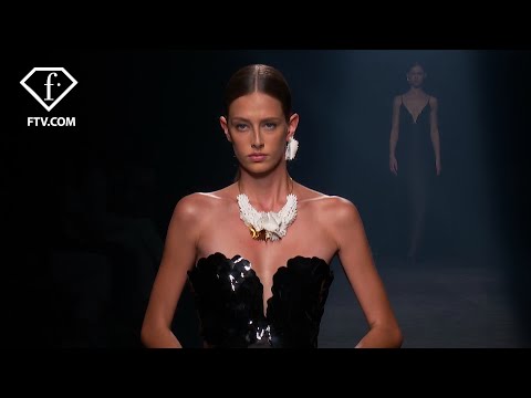 Excellence and Femininity in Isabel Sanchis MBFW Madrid S/S 2021 Collection | FashionTV | FTV
