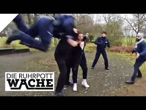 Frau Holle am Werk: Michael Smoliks spektakulärer Einsatz | Die Ruhrpottwache | SAT.1 TV