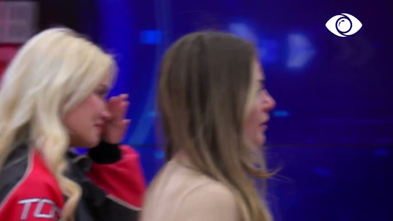 Përloten gjatë përqafimit Deamishel dhe Olta