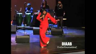 Deniece Williams "Lets Hear it For The Boy" [Live In NY 2016]