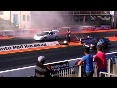 Skyline powered mx5 santa pod 20/04/2013