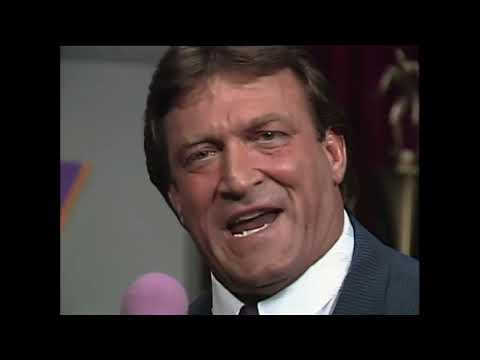 Paul Orndorff issues a challenge to Ron Simmons - 11/21/1992 - WCW