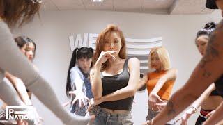 Download lagu 화사 (HWASA) - 'I Love My Body' Dance Practice mp3