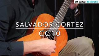 Video thumbnail for Salvador Cortez CC10 klassieke gitaar voor beginners by Van De Moer Instruments