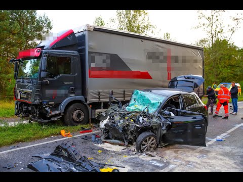 Tödlicher Unfall 68-jährige Autofahrerin stirbt nach Frontalzusammenstoß mit Lkw Velten