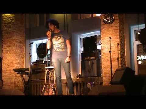 Alexey Vinogradov - Never Tear Us Apart (Live in Muse-cafe)