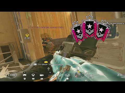 Retakes, Clutches, Intense Situations - Scrim Highlights - Rainbow Six Siege