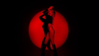 Videoklip: Dara Rolins - PENA (ft. Unique Quartet) s textom piesne Videoklip Dara Rolins - PENA (ft. Unique Quartet) s textom piesne