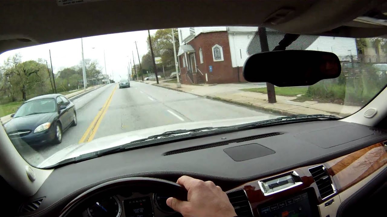 Cadillac Escalade hybrid at 2011 Atlanta Auto Show