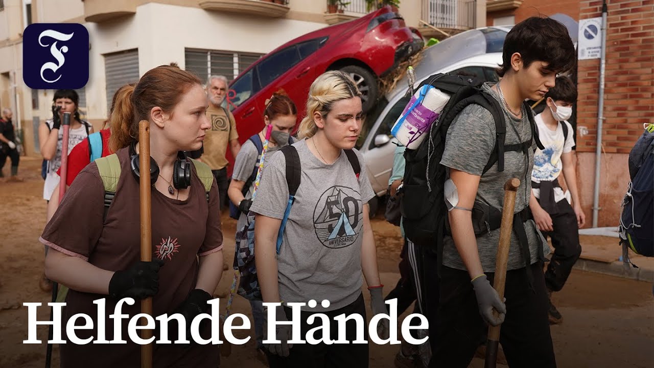 Nach Umweltkatastrophe: Tausende Helfende pilgern nach Valencia