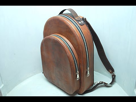 Leather backpack. Рюкзак из натуральной кожи.
