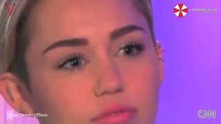 REPTILIAN MILEY CYRUS BLINKING SIDEWAYS EXPOSED HD!