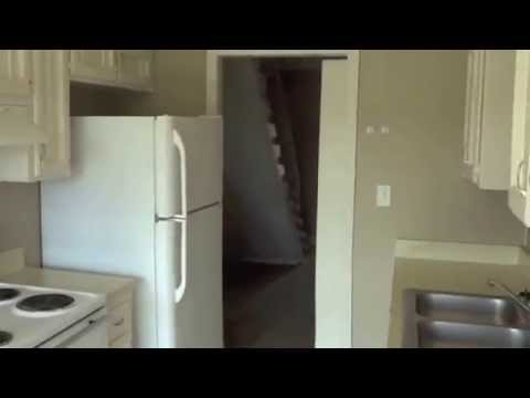 KC290 - Amazing 3 bedroom Townhome for Rent in Olathe!