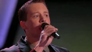 The Voice 2014 Blind Audition - Noah Lis: &quot;Me &amp; Mrs. Jones&quot;