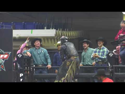 Juan Carlos Contreras rides Spot On for 85 points (PBR)