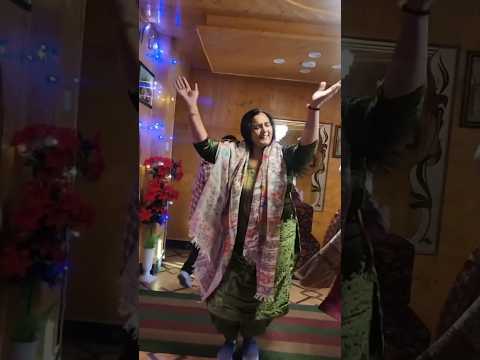 Kashmiri Song Sari Aayi Salas part 2  #ytshorts #shorts #kashmiridance #kashmiriwedding  part 1  👇