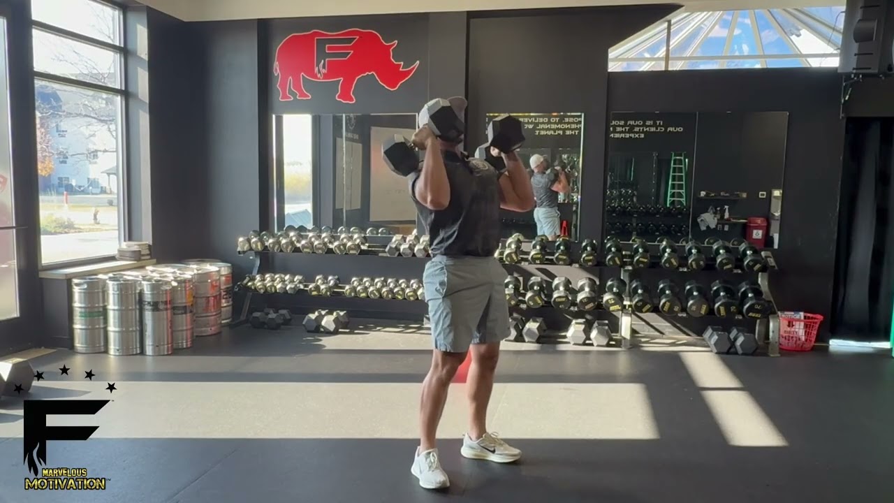 Alternating Squat and Press