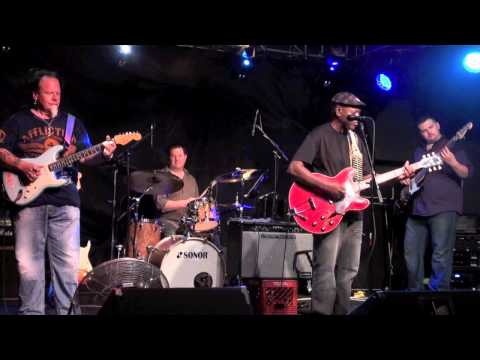 "R U 4 REAL" - SMOKIN' JOE KUBEK and BNOIS KING