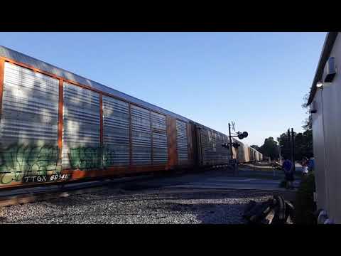 NS P11 with NS 6979 SD60E and NS 3266 SD40-2