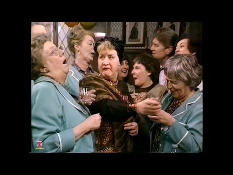 The Tea Ladies starring Dandy Nichols, Patricia Hayes & Mollie Sugden (1080p)