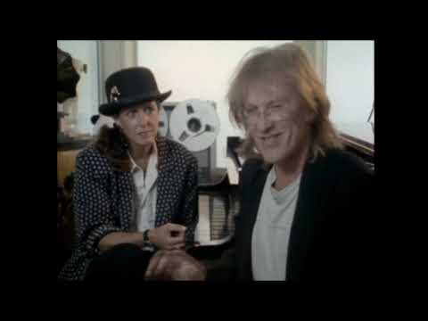 GRACE SLICK & PAUL KANTNER (On the Doors)