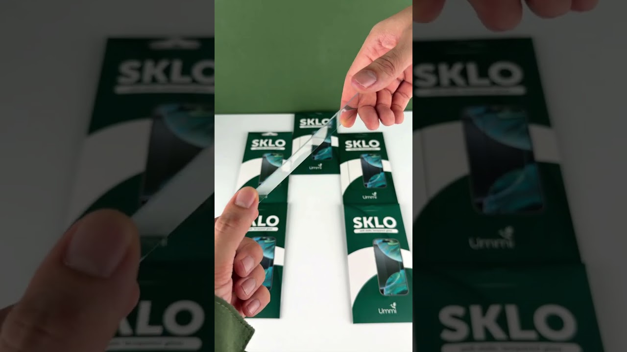 Ochronne szkło SKLO Premium 2,5D do Apple iPhone 17 Pro / 18 Pro (6.3")