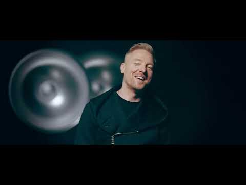 Bereczki Zoltán feat. Vég Viktória - Veled minden más lesz