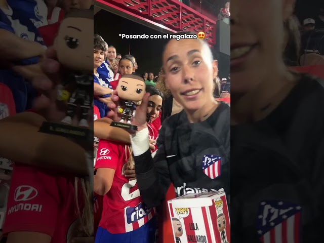Vídeo relacionado con Caja de regalos atlético de Madrid personalizada con nombre, taza del Madrid, llavero del Madrid, posavasos del Madrid (Real Sociedad)