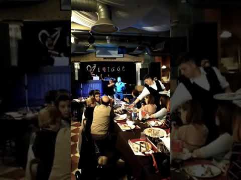 Alessio OSSINO e angelo Mauro ristorante vintage in concerto Catania