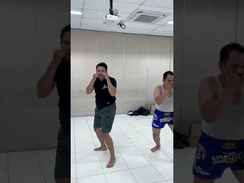 Muay Thai Shadow Boxing For Beginners | Footwork & Breathing #muaythai #boxing #mma #shorts #fyp