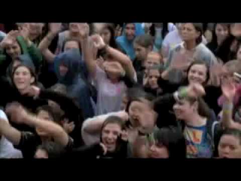 "California" for the MTV VMAs