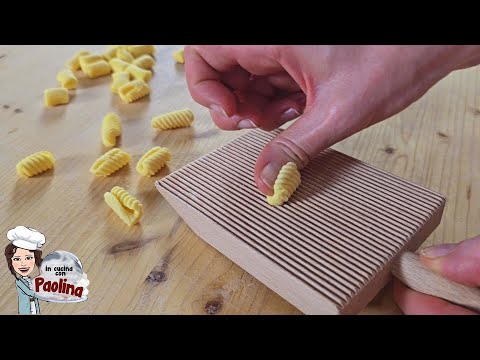 GNOCCHETTI SARDI fatti in casa. Ricetta degli gnocchetti sardi. MALLOREDDUS alla Campidanese