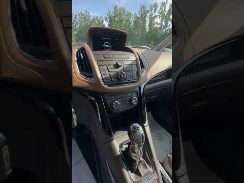 фото opel zafira c 0