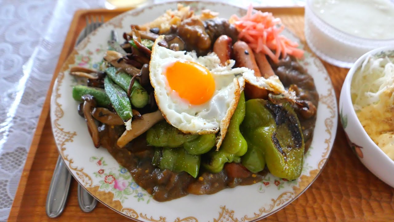 野菜カレー　赤い雨