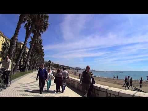 Chiringuitos de La Caleta en bici, hacia Levante