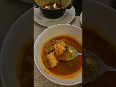 An fost la celebra Tavernă Pecicană - am incercat mult lăudatele ciorbă de pește și gulașul