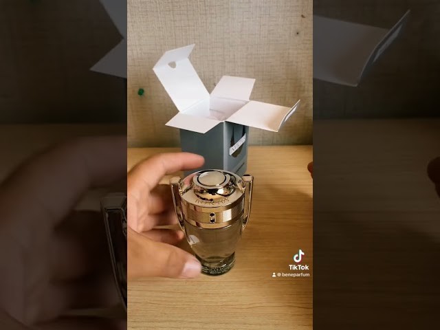 Vídeo relacionado con Paco Rabanne, Kit de regalo para hombre Invictus 120 ml.
