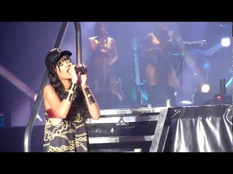 Rihanna på Kollenfestivalen i Oslo, Watch n' Learn + Rude Boy